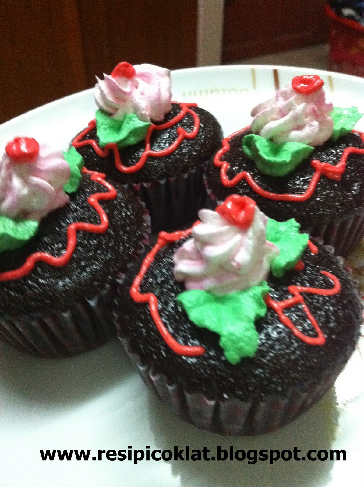 Resipi Coklat&hellip;&hellip; PELBAGAI CONTOH CUPCAKES&hellip;