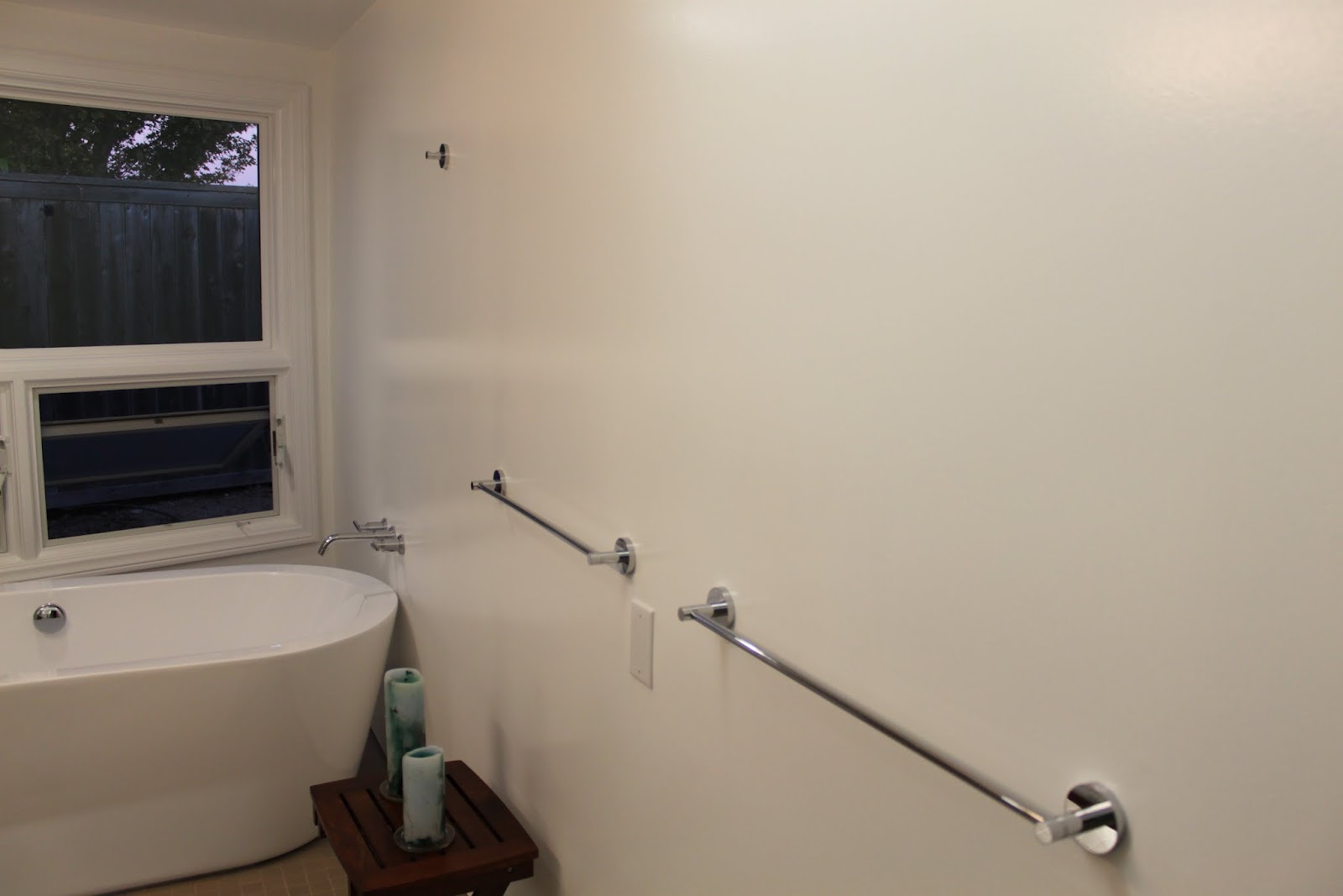 midcentury modern knobs, towel bars, toilet paper holder midcentury