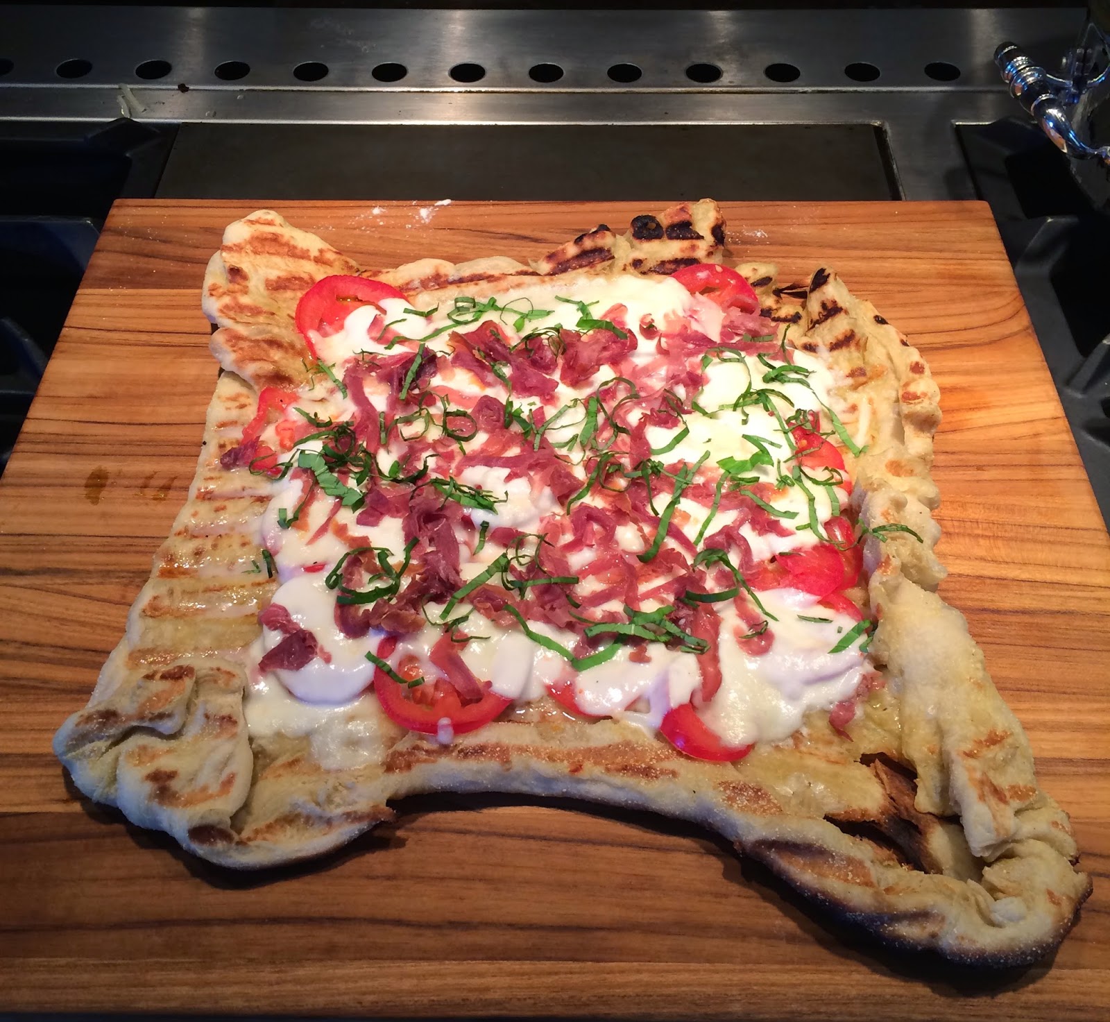 Bon Vivant Cooks Grilled Pizza with Tomato, Buffalo Mozzarella, and