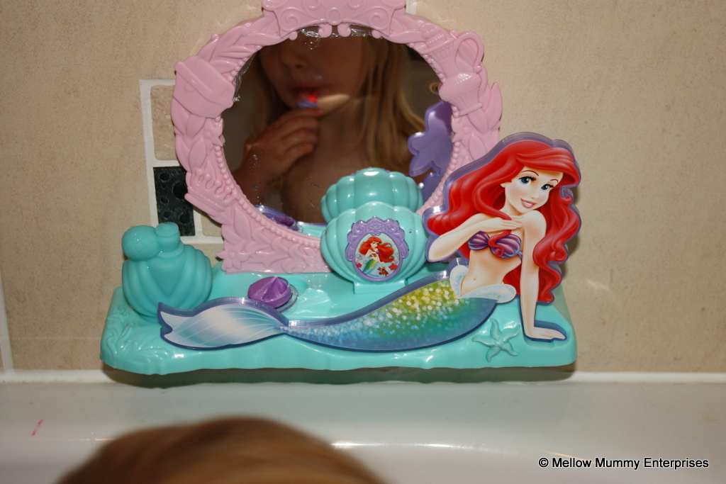 Mellow Mummy Disney Princess Ariel's Vanity Set Bathroom Toy Review
