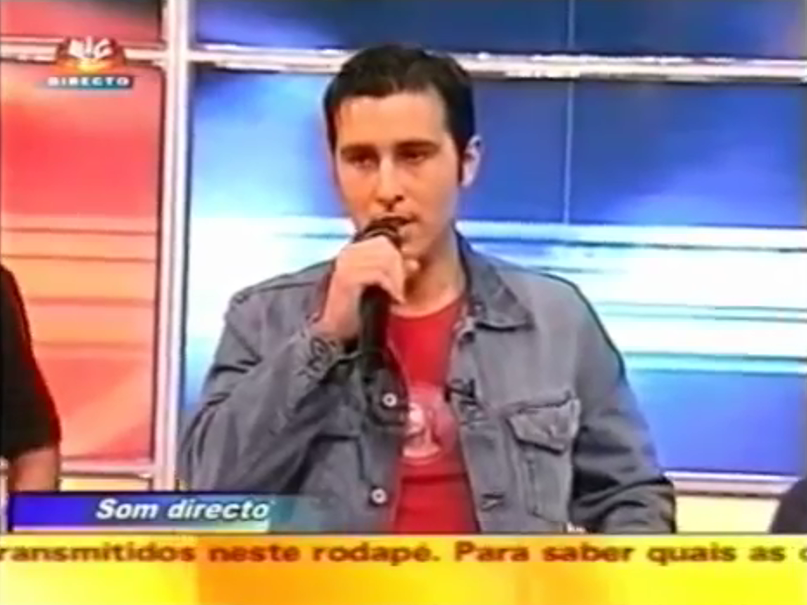 entrevista e a atuação musical que o Marco Pires deu no programa (Talent show) 'ÀS 2 POR 3', das tardes em direto na SIC