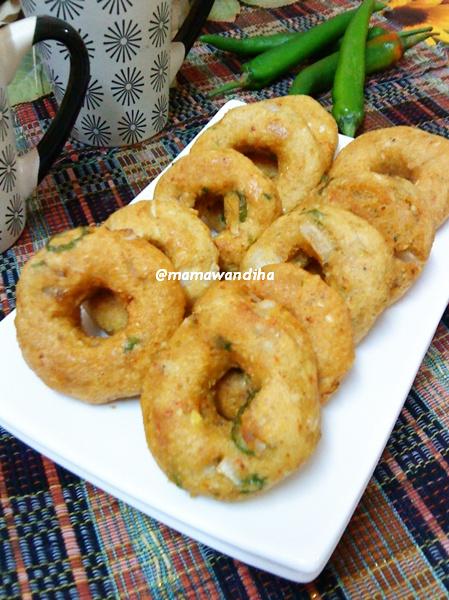 Dari Dapur Madihaa Ulundu Vadai