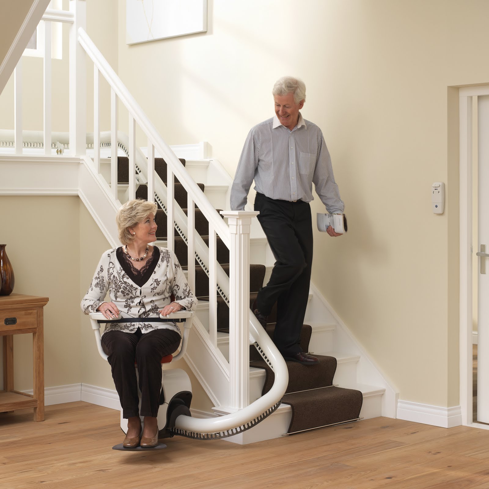 Stair Lifts Flow Stairlifts for Curved Stairs