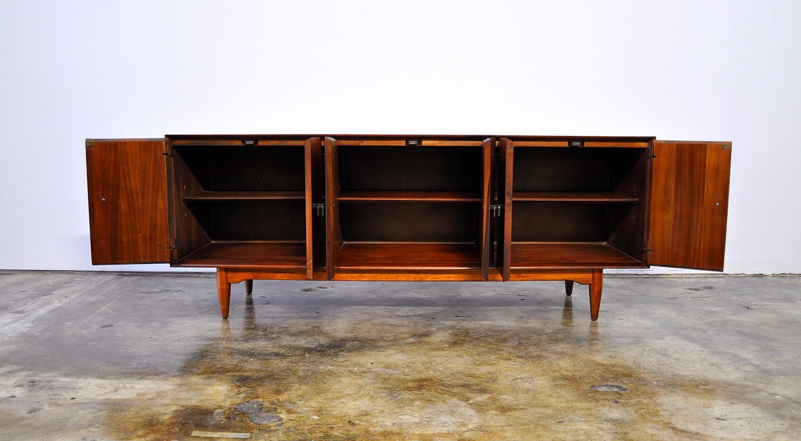 SELECT MODERN Ramseur Credenza, Bar, Buffet, Sideboard or Media Console