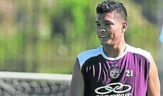 Vargas ‘calentó’ el duelo de Perú frente a Colombia