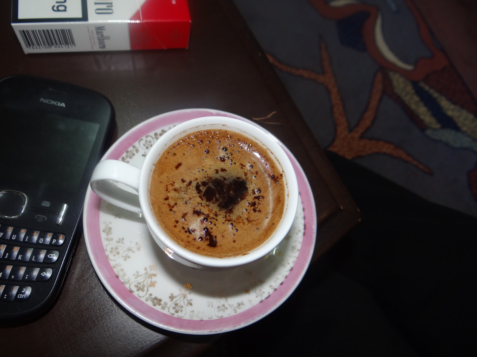 kahve köpüğünde kalp çıkması