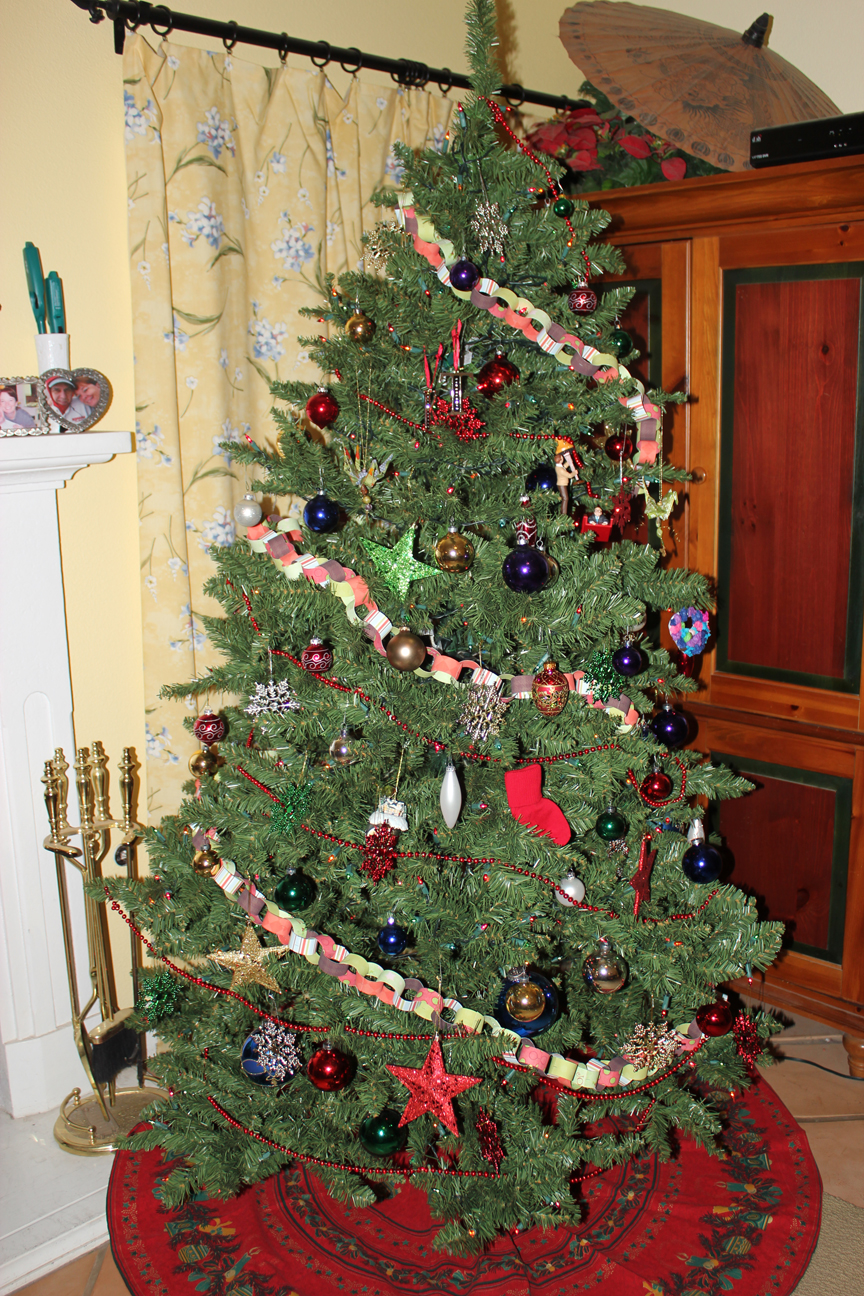 Creativity Among Friends Paper Ring Garland