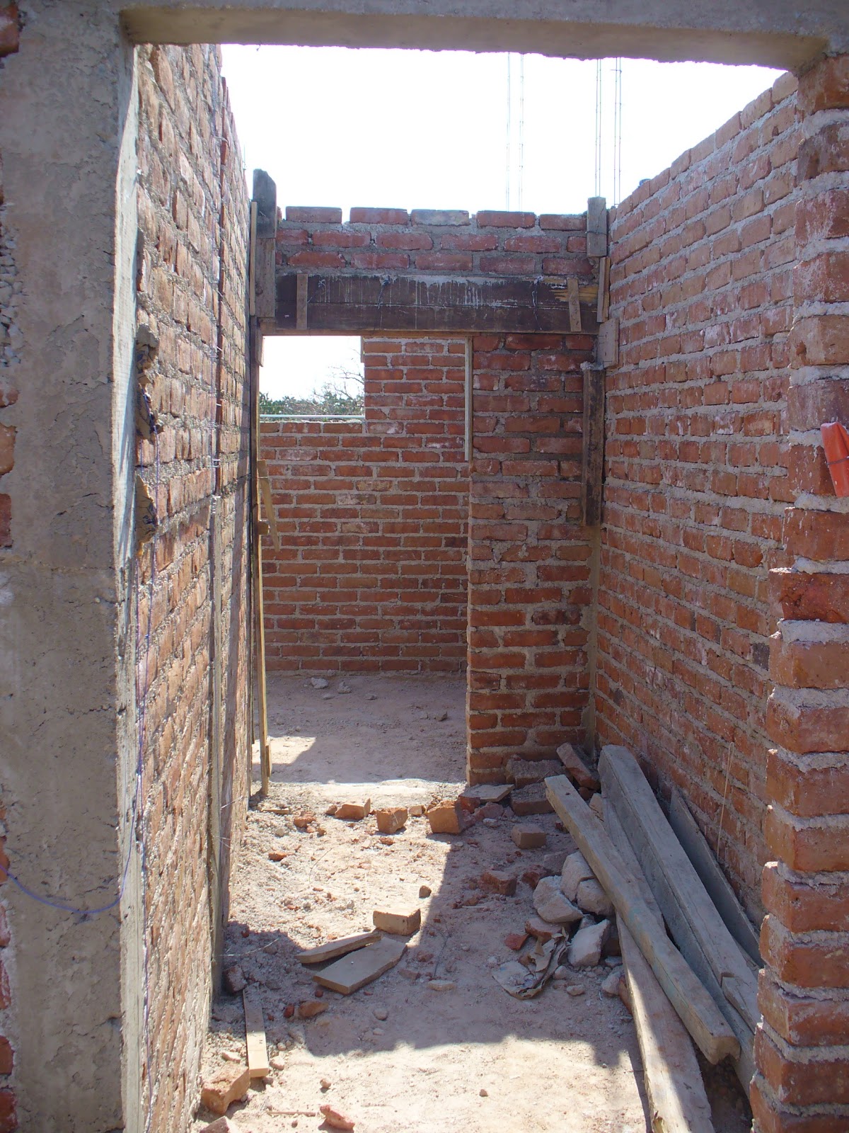 La Casa de Santa Ana: Puertas y... ¡chimenea!