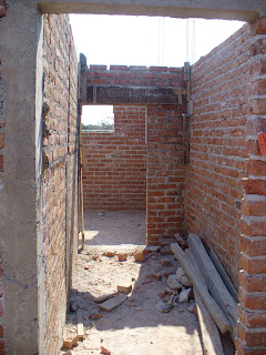 La Casa de Santa Ana: Puertas y... ¡chimenea!