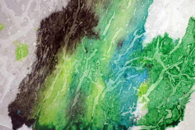 Kids Craft - Halloween Crayon Bats 6