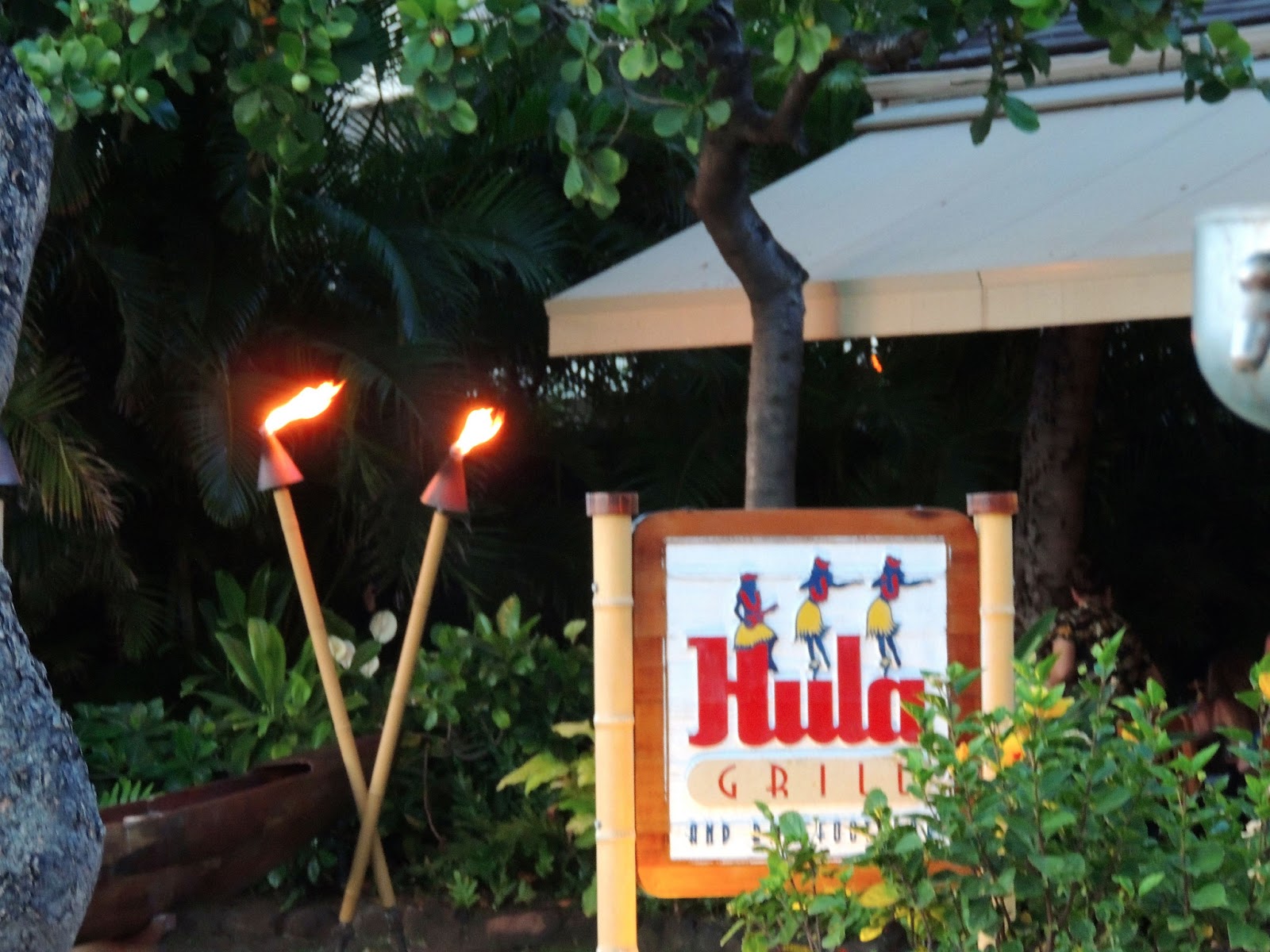 Eat Drink And Be Me Hula Grill Maui