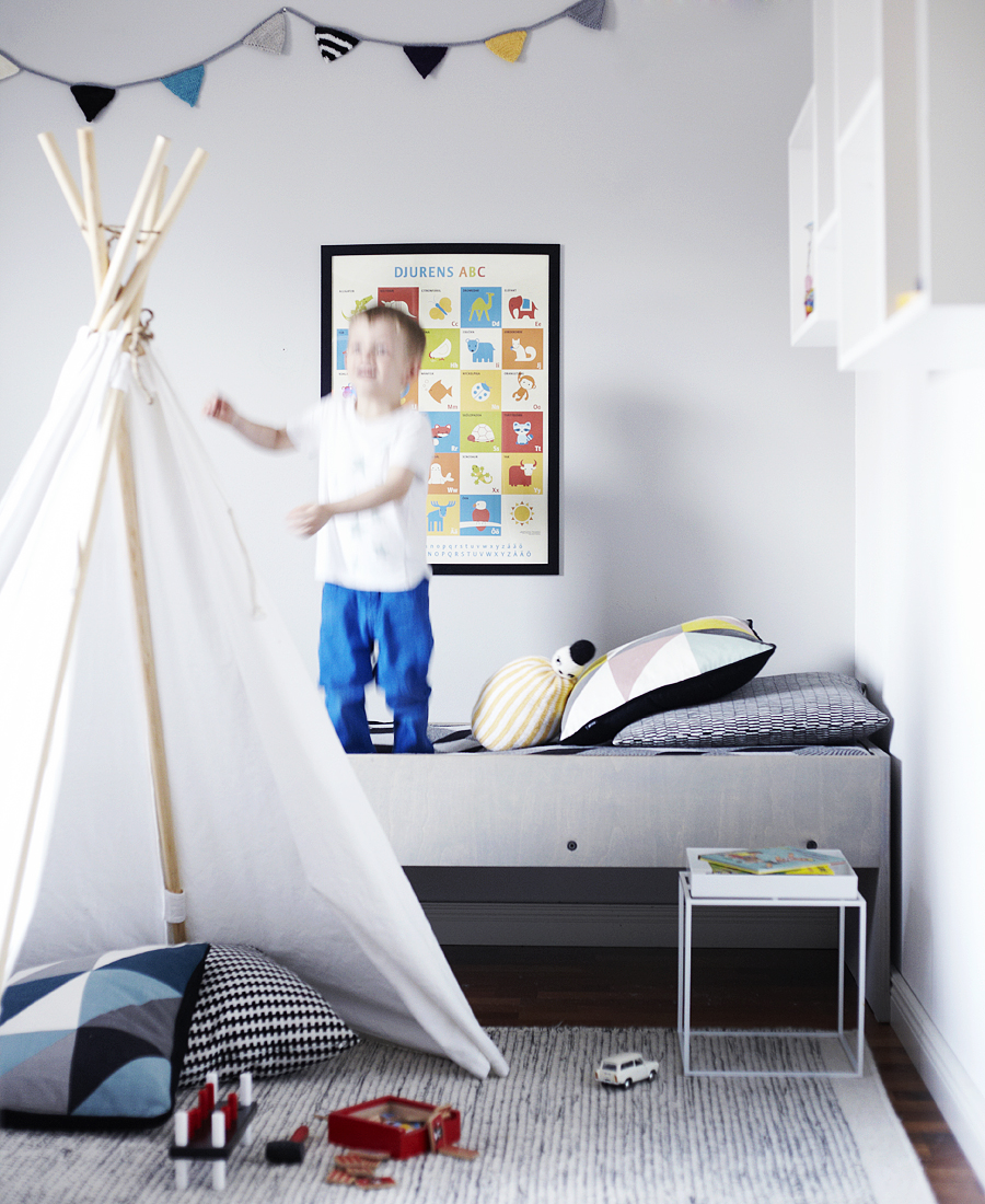 weekdaycarnival LASTEN LAATIKKOSÄNKY // KIDS BOX BED