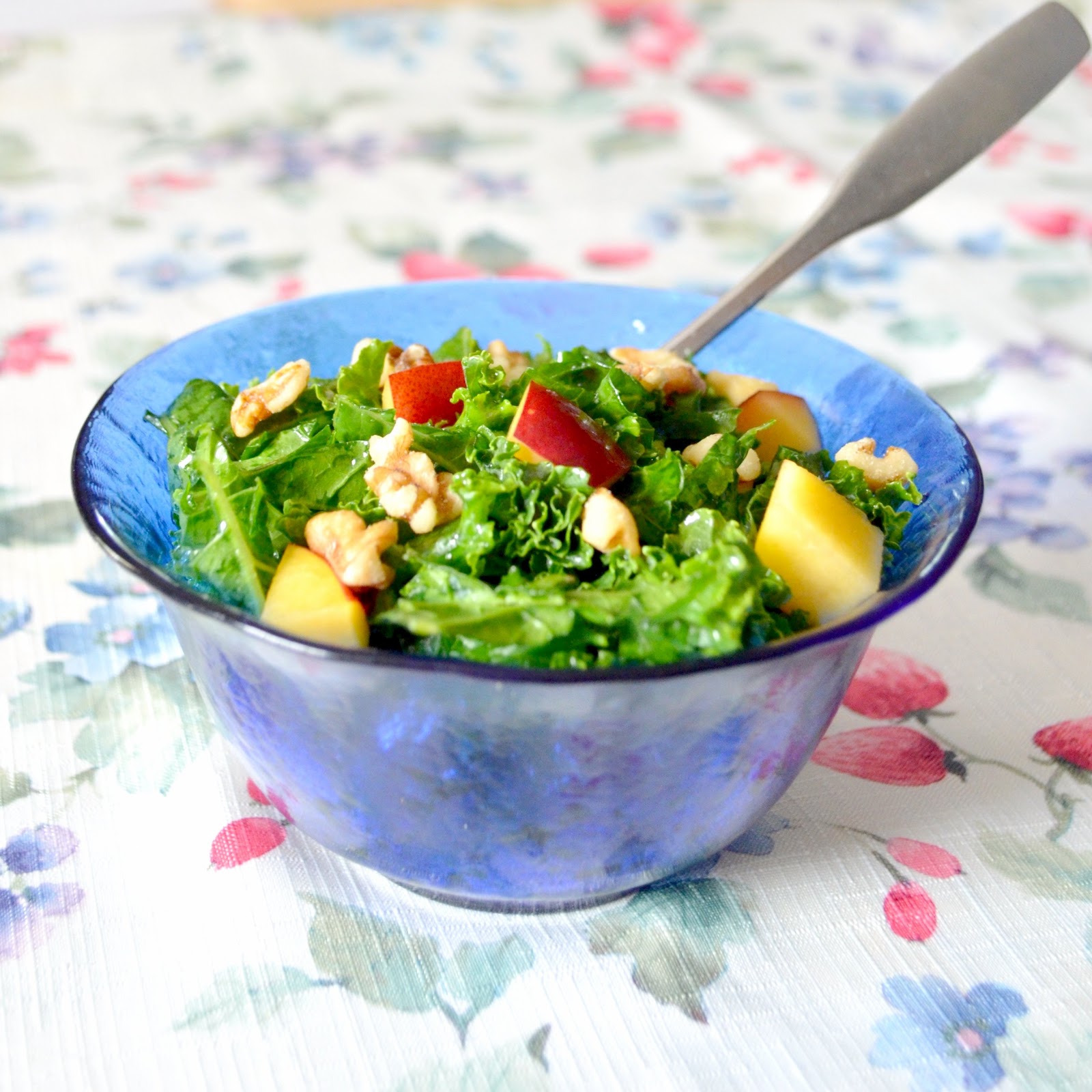 The Inventive Vegetarian Kale and Nectarine Salad