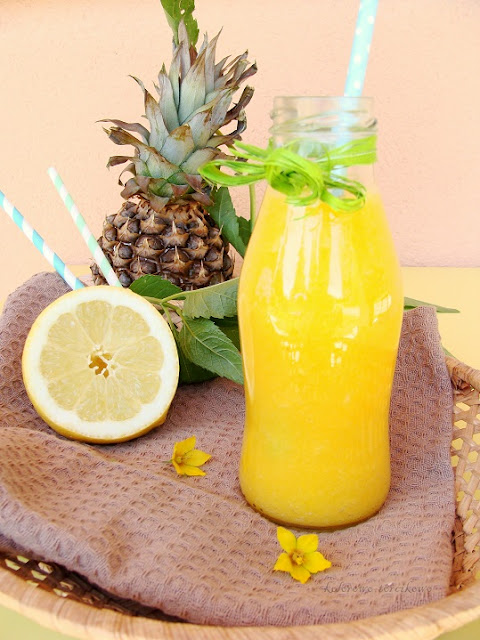 tropikalne smoothie