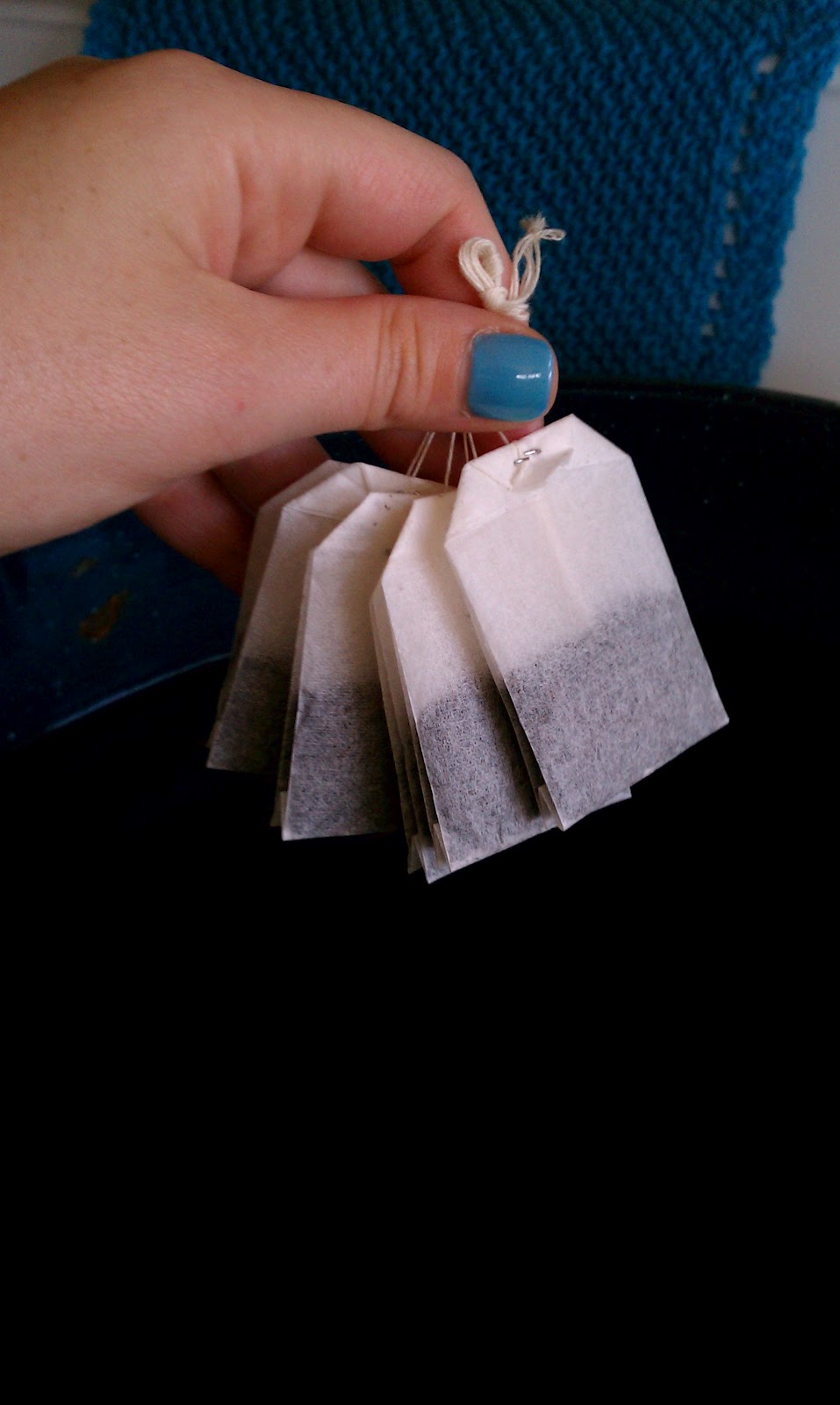 Make. Shop. Live. HowTo's Day Tea Dye Fabric