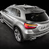 2015 Mercedes Benz GLA Class Pictures
