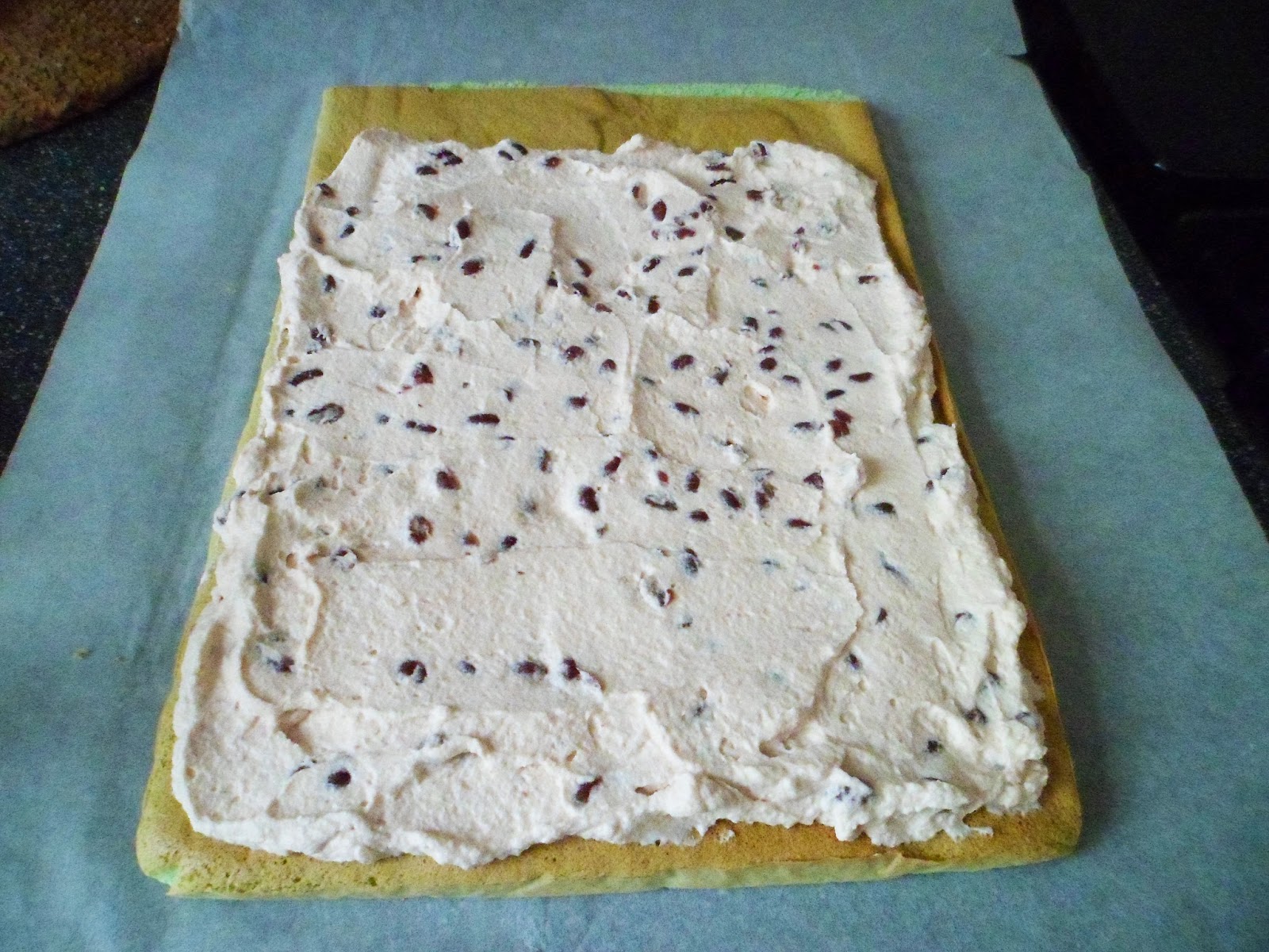 Pandan Red Bean Deco Roll Cake Recipe