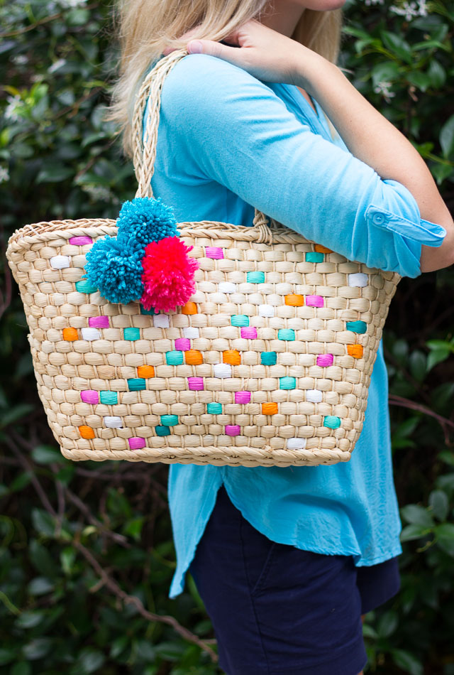 Thrifty DIY: Painted Straw Tote Bag | Design Improvised