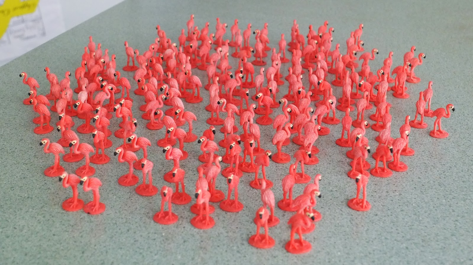 Bare Metal Gaming: Good Luck Minis: 192 Pink Flamingos