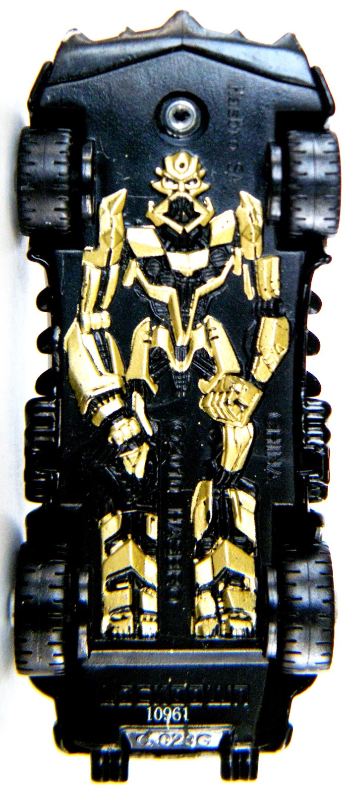Toys and Stuff Hasbro 2010 10961 Transformers Lockdown