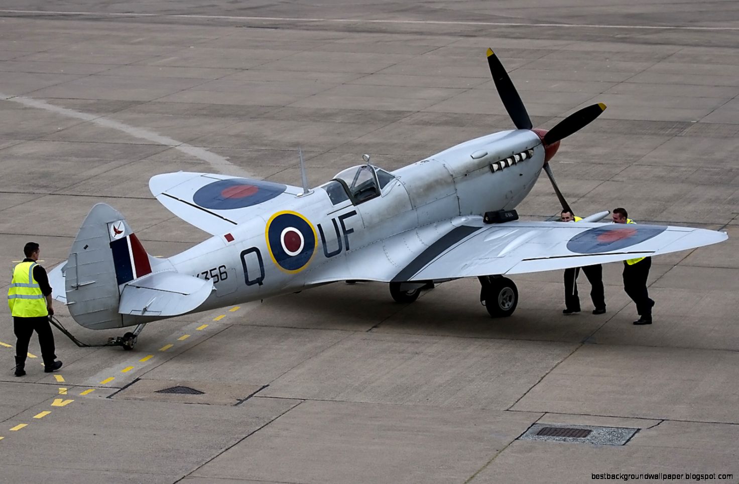 SPITFIRE MK356 UF Q 601 SQN LEUCHARS 6 9 13 2 Jim SPITFIRE MK356 UF Q 601 SQN LEUCHARS 6 9 13 2 Jim