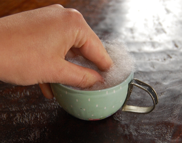 House InsideOut Making a Needle Felted Pin Cushion