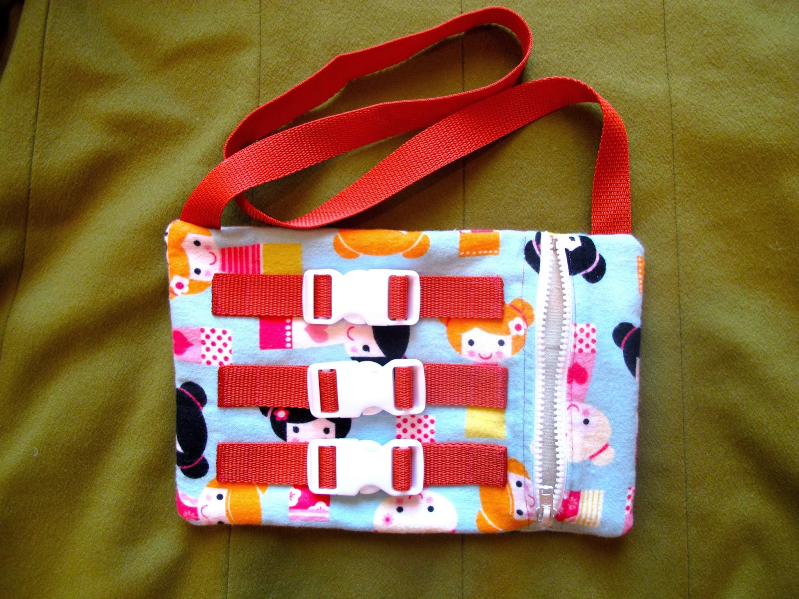 My Emiline. Living. Kids. Crafts. Clara's Buckle Purse with Simple