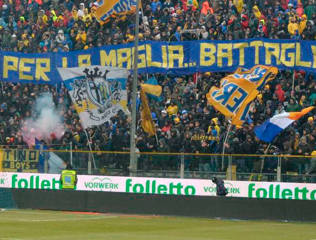 Le Mouvement en Italie . - Page 10 3parma-juve_2012-13_2