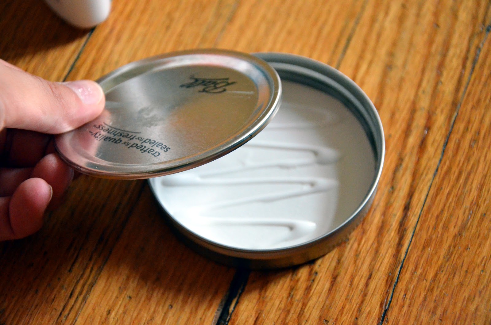 Hello There Handmade DIY Blog DIY Home Decor Wall Art Repurposed Ball