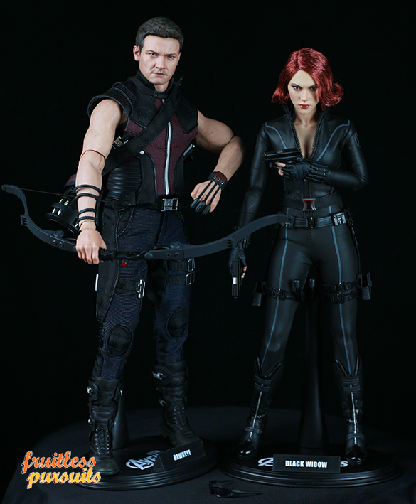 CAPTAIN AMERICA : THE WINTER SOLDIER - BLACK WIDOW (MMS239) - Page 4 27.+hot+toys+black+widow+the+avengers+hawkeye