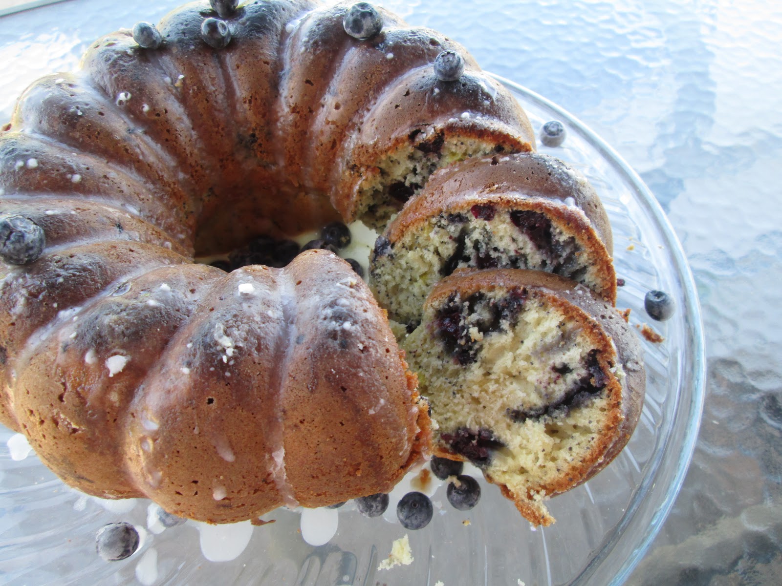 Canela kitchen (gloria) Glazed lemon blueberry poppy seed bundt cake