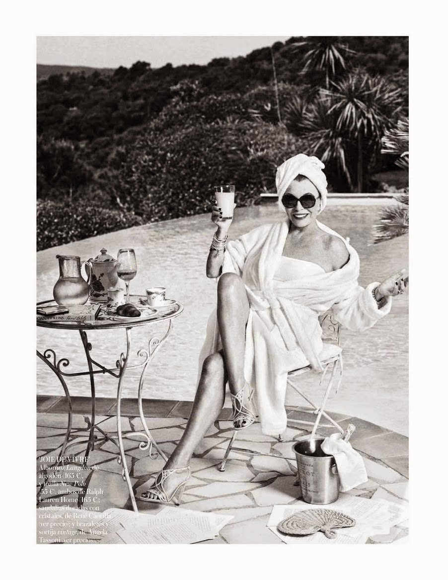 Joan Collins Official News SPANISH VOGUE .. SEPTEMBER 2014