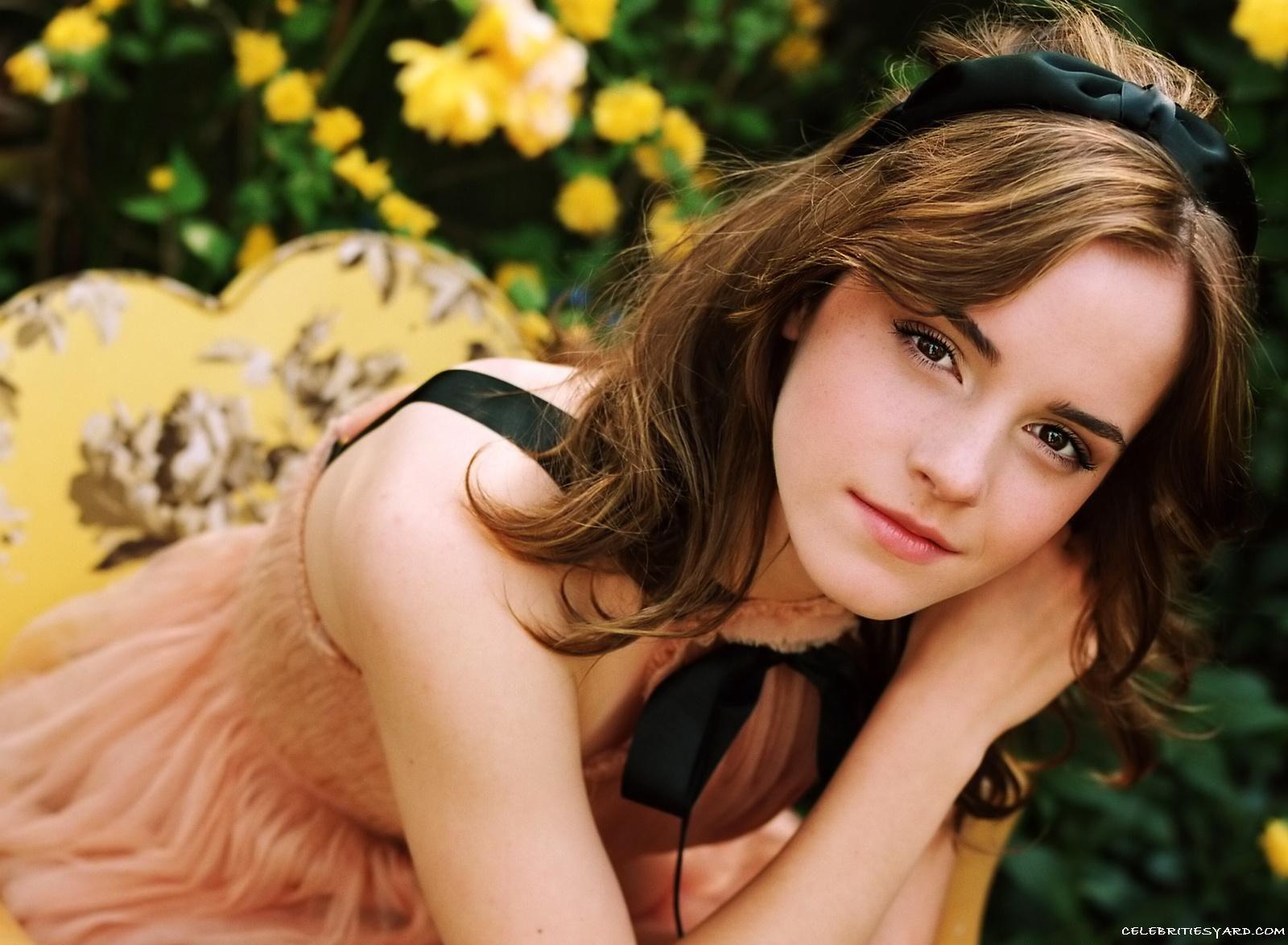 Emma Watson Wallpapers