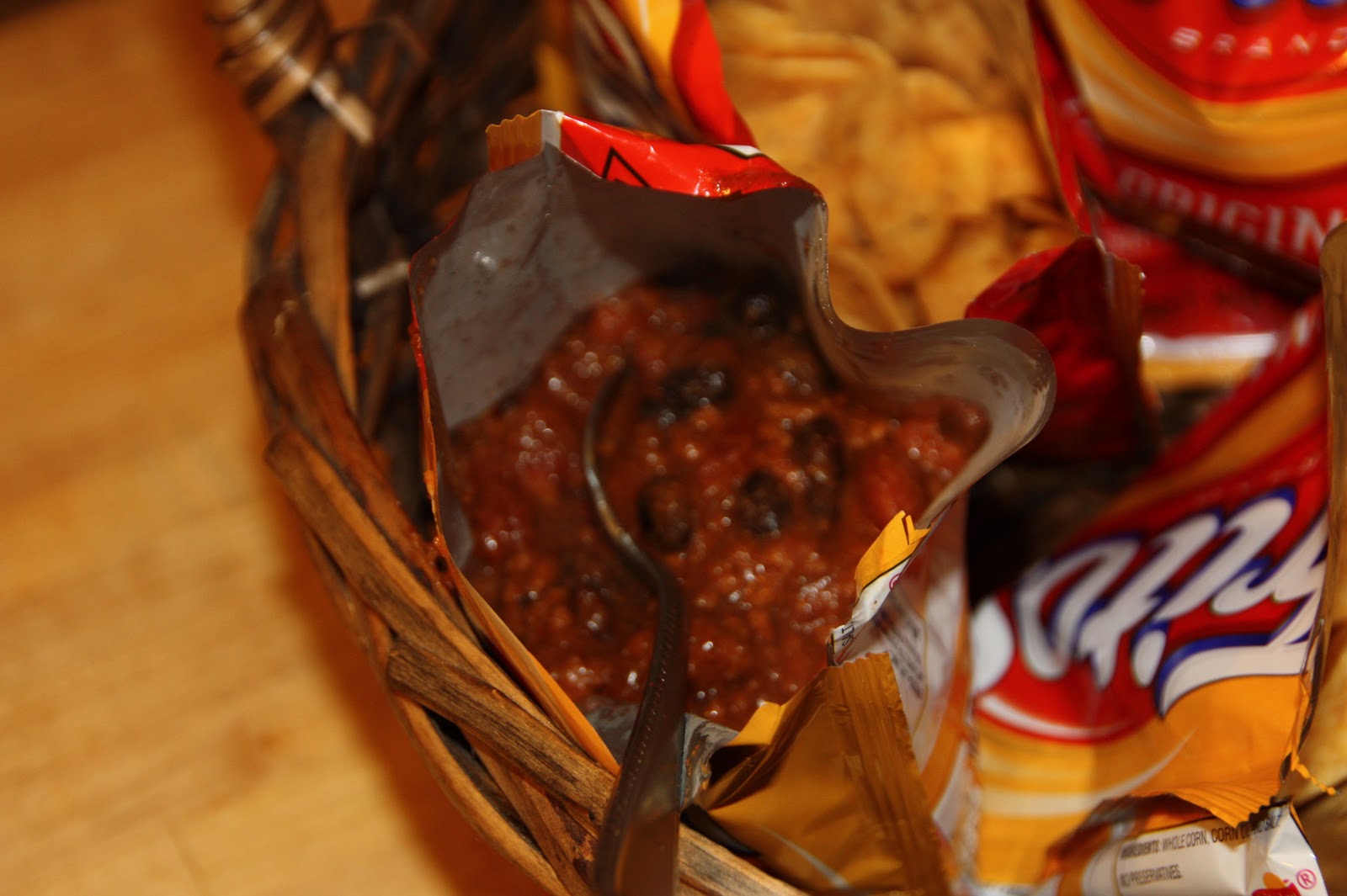 EVERYDAY SISTERS Frito Chili Pie