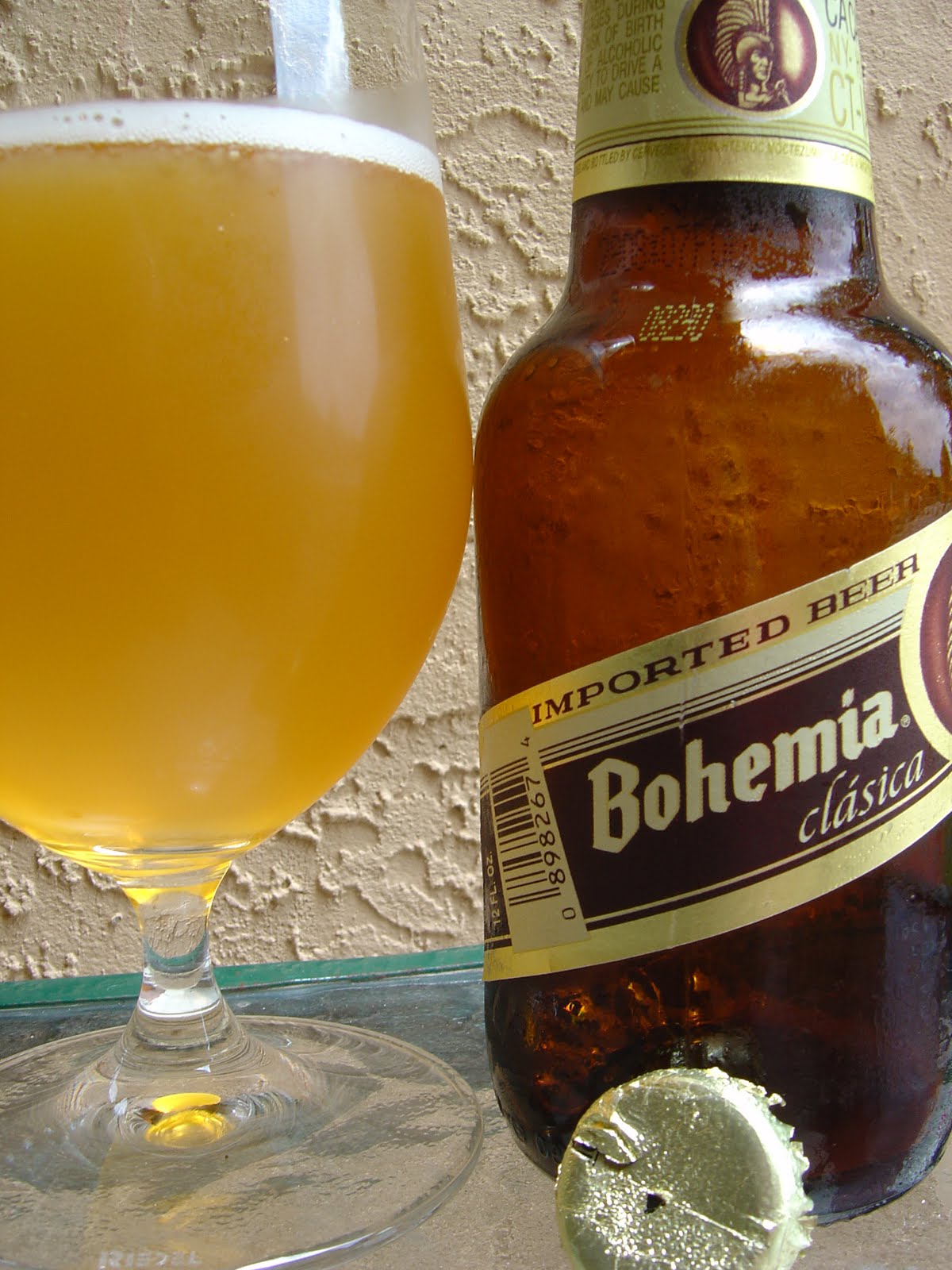 Daily Beer Review Bohemia Clásica