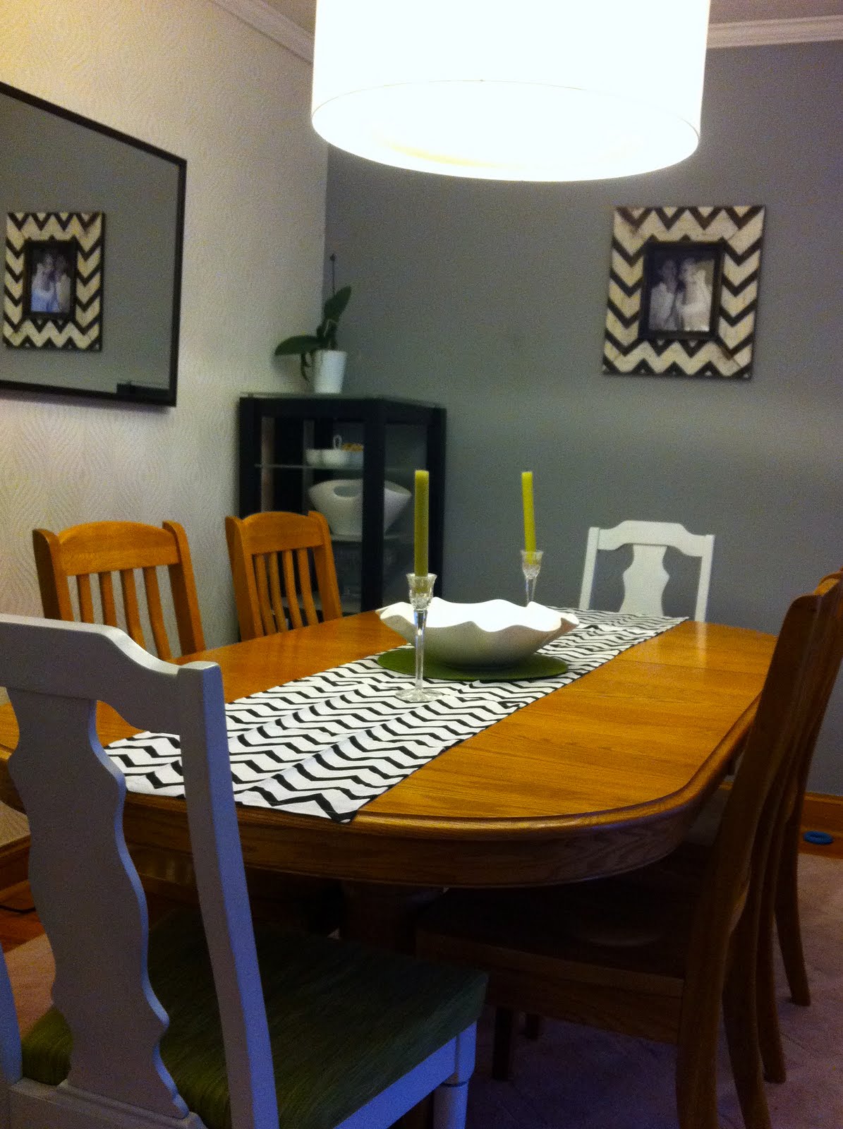 Decorella Easy Kitchen Towel Table Runner