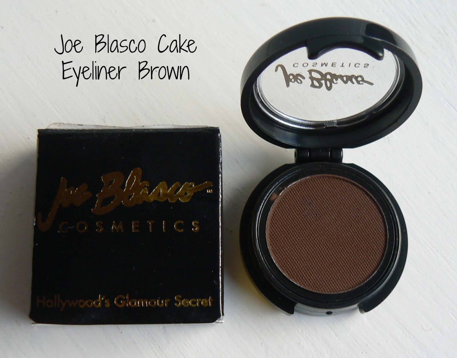 Kosmetiikkatesti Joe Blasco Cake Eyeliner