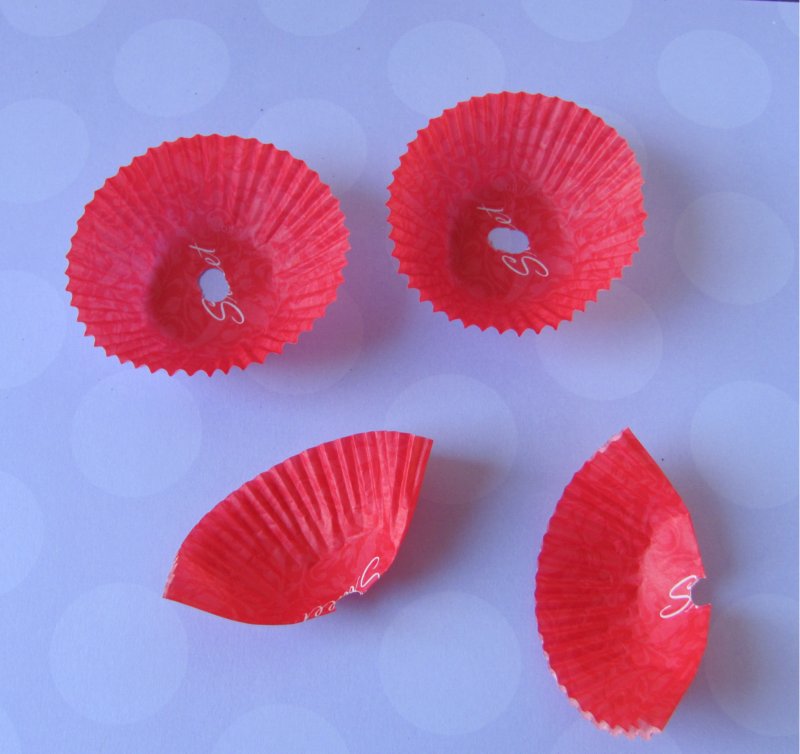 Lisa Loves Holidays Revision To Baking Cup Flowers