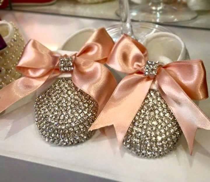 sapatinho de bebe decorado