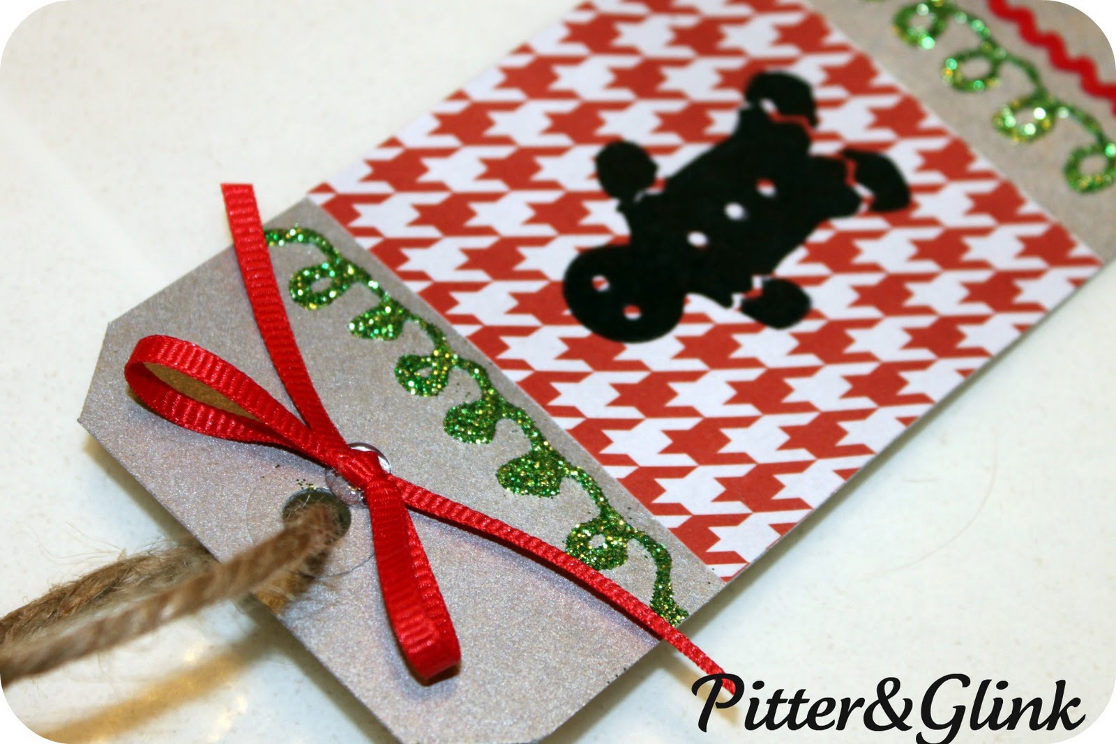 PitterAndGlink {Gift Tag Ornaments}
