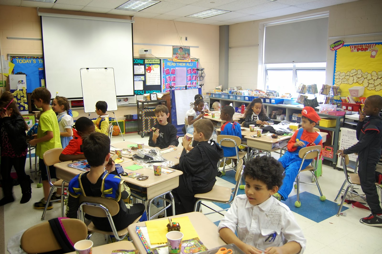 Mr. Cavileer's 2nd Grade Blog: Halloween Party