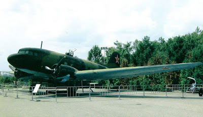 самолет Ли-2