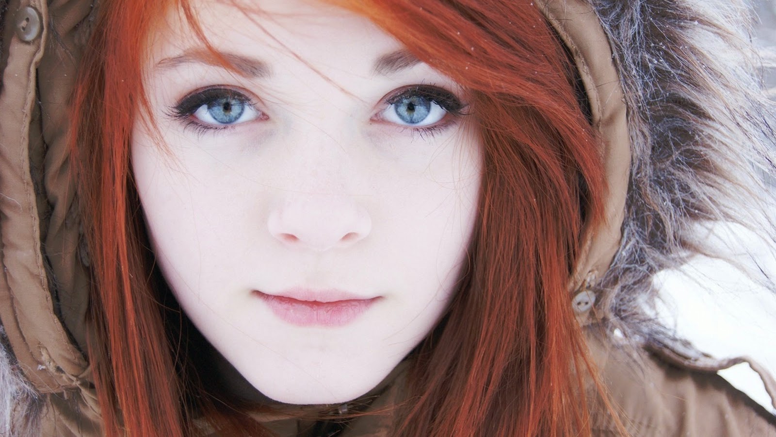 2. Beautiful blue-eyed redhead Courtney - wide 6