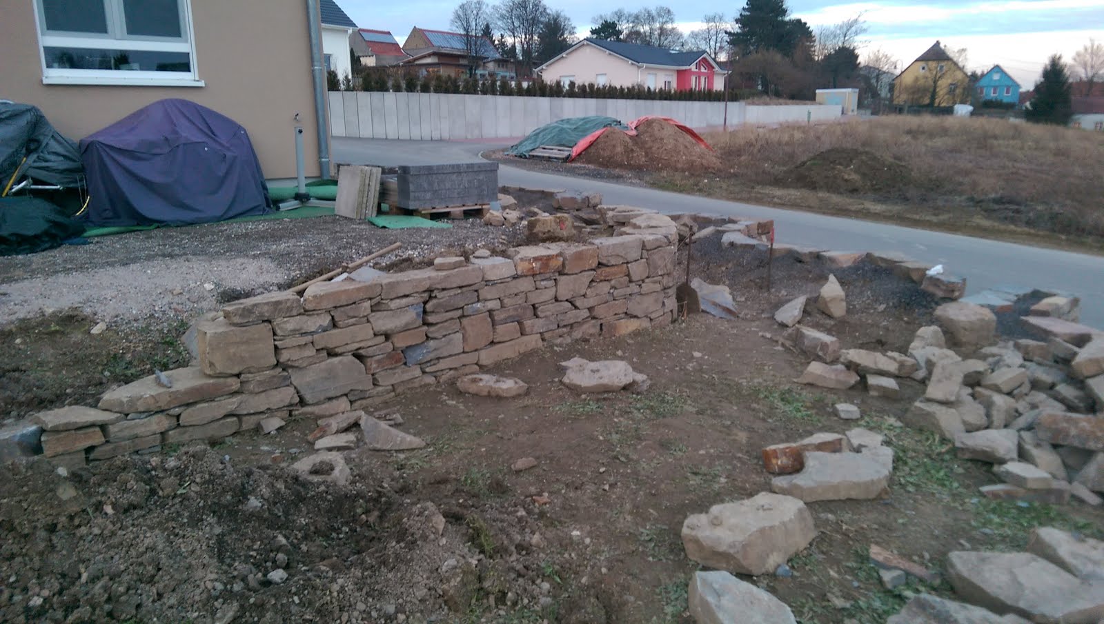 Ein Haus Hinter Der Kirche 2016