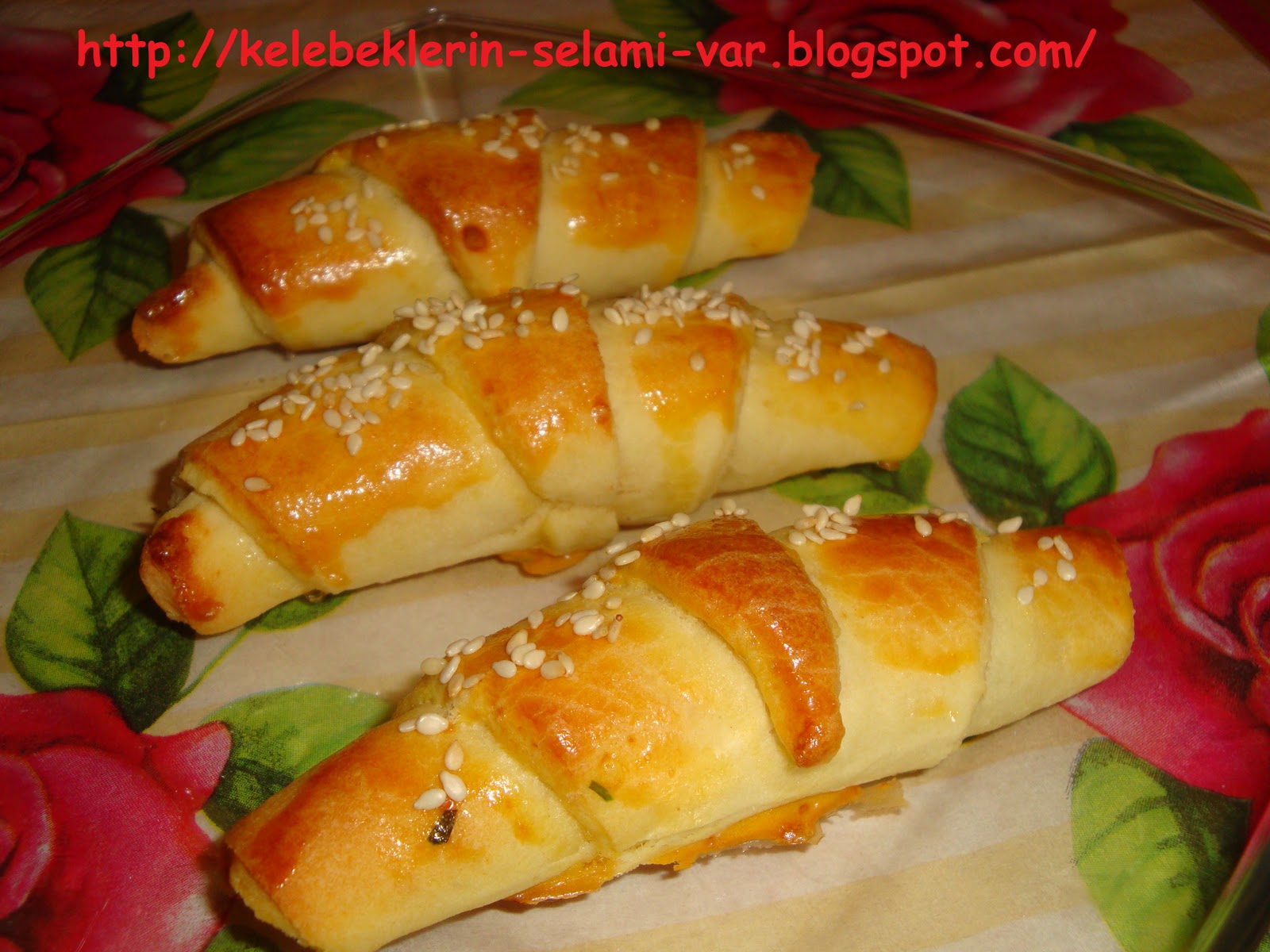 . Peynirli Ay Böreği