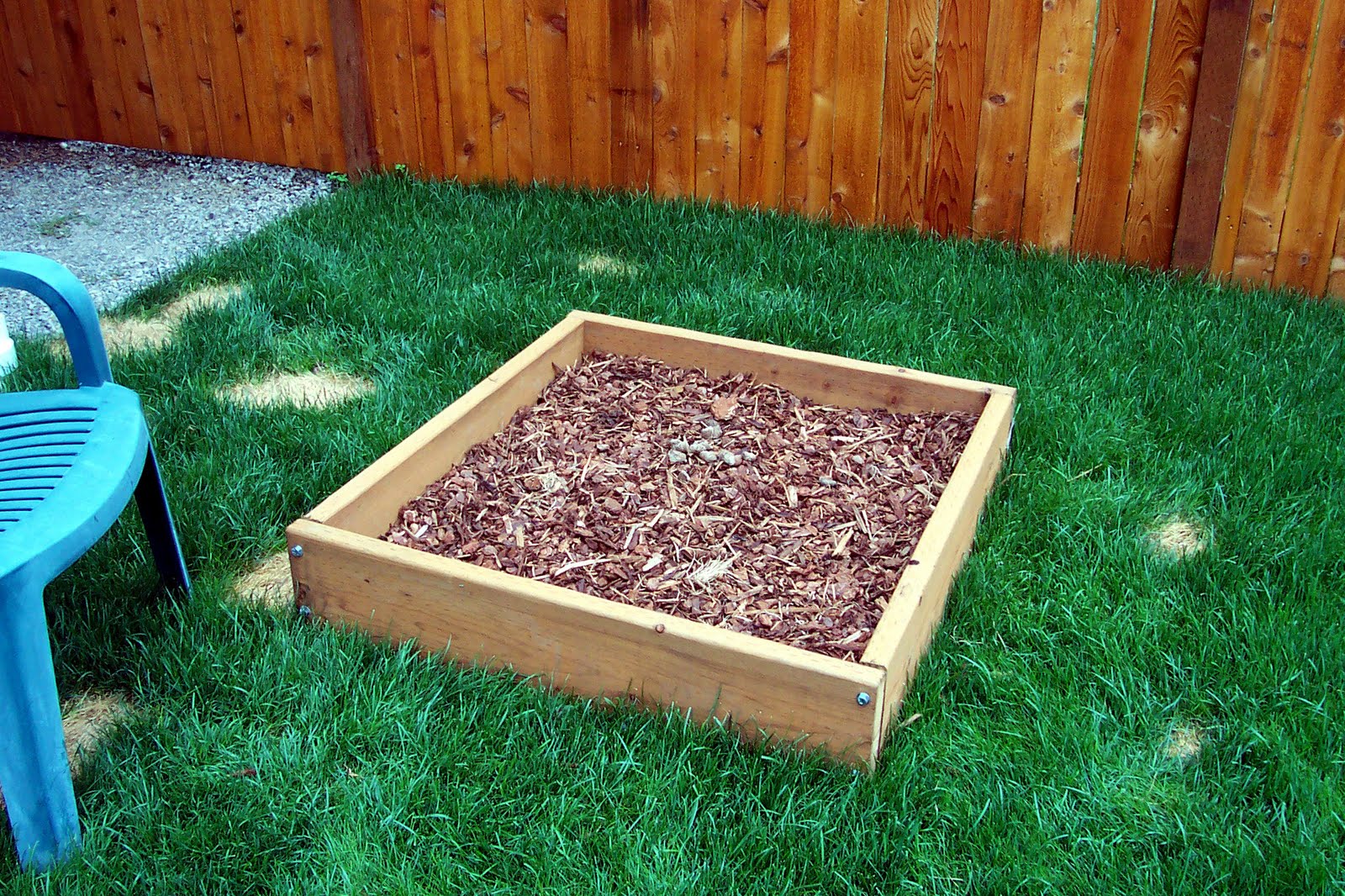 Howdy Ya Dewit! The Industrial Strength Doggie Pee Pee Place