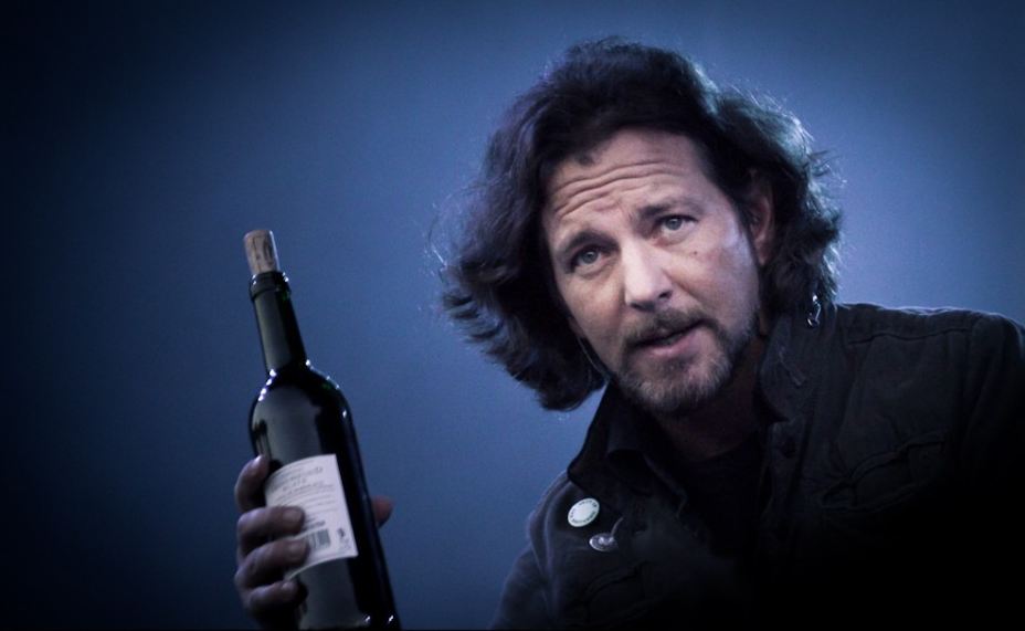 The Porch All Things Pearl Jam Awesome pic of Eddie Vedder with his wine bottle
