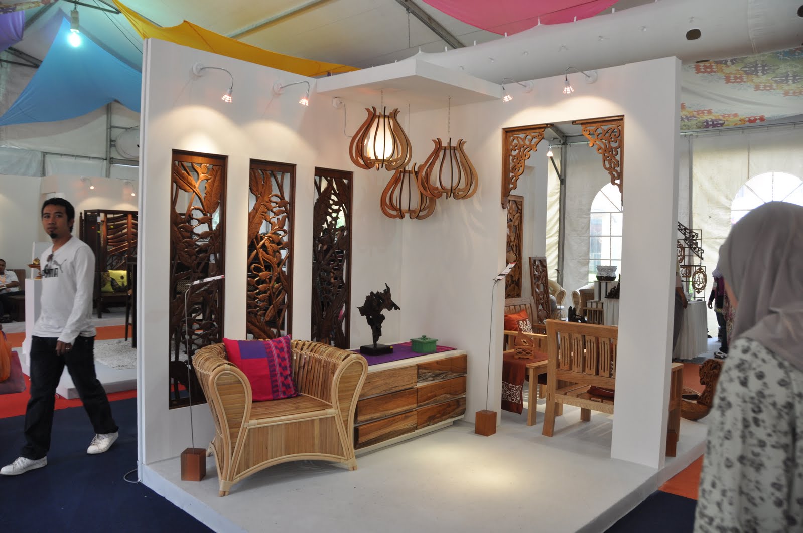 Lampu Hiasan Dinding