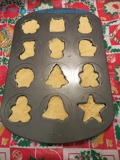 The more than occasional baker: Xmas Vanilla Cookies/Biscuits