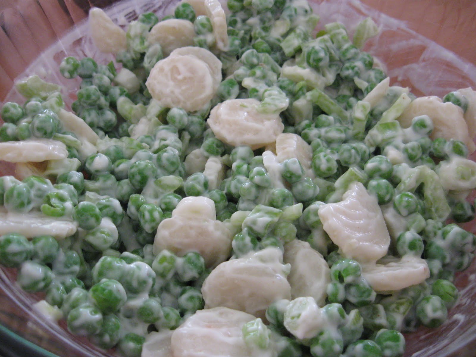 Pineapple cucumber salad Veggies Rule (My Life)!: Pea Salad